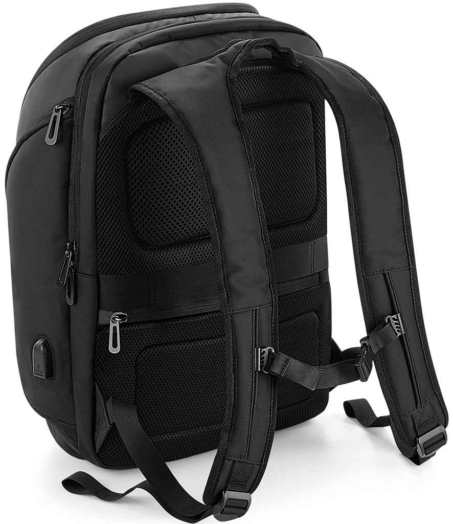 Quadra - Pro-Tech Charge Backpack - Pierre Francis